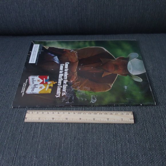 Vintage Hockeytime Cincinnati Stingers vs Houston Aeros Program November 30 1977 - Picture 3 of 15